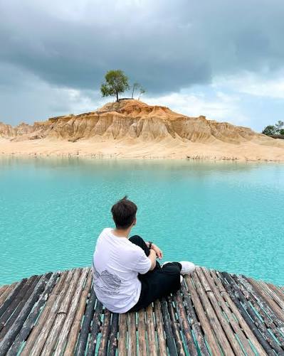Danau Biru Bintan